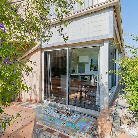 Διαμέρισμα Rose D'eden Par Dodo-a-cassis *